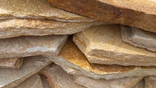 Плитняк златолит жёлтый золотистый для фасада 1,5-3см купить в Кирове