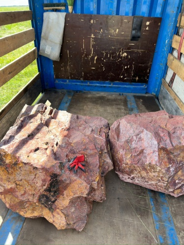 Ландшафтные глыбы красно-фиолетовые 200-1000 килограмм купить в Кирове