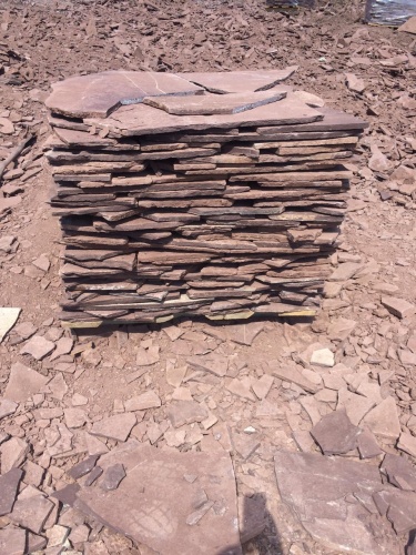 Плитняк лемезит бордовый для цоколя 1,5-2 см купить в Кирове