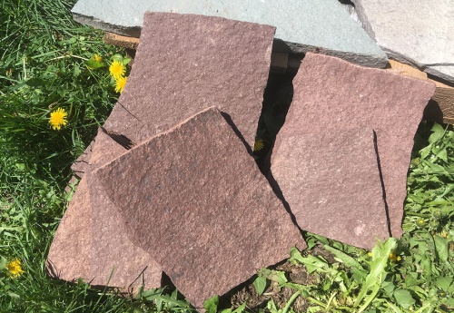 Плитняк лемезит бордовый для цоколя 1,5-2 см купить в Кирове