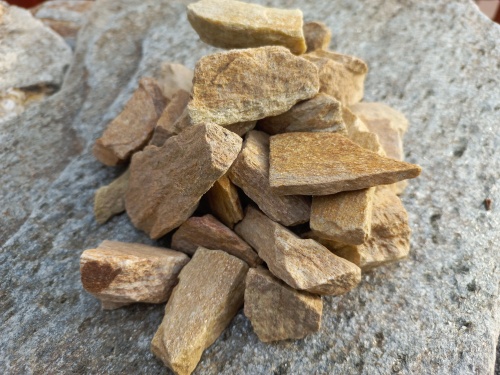 Златолит жёлтый декоративная каменная крошка купить в Кирове