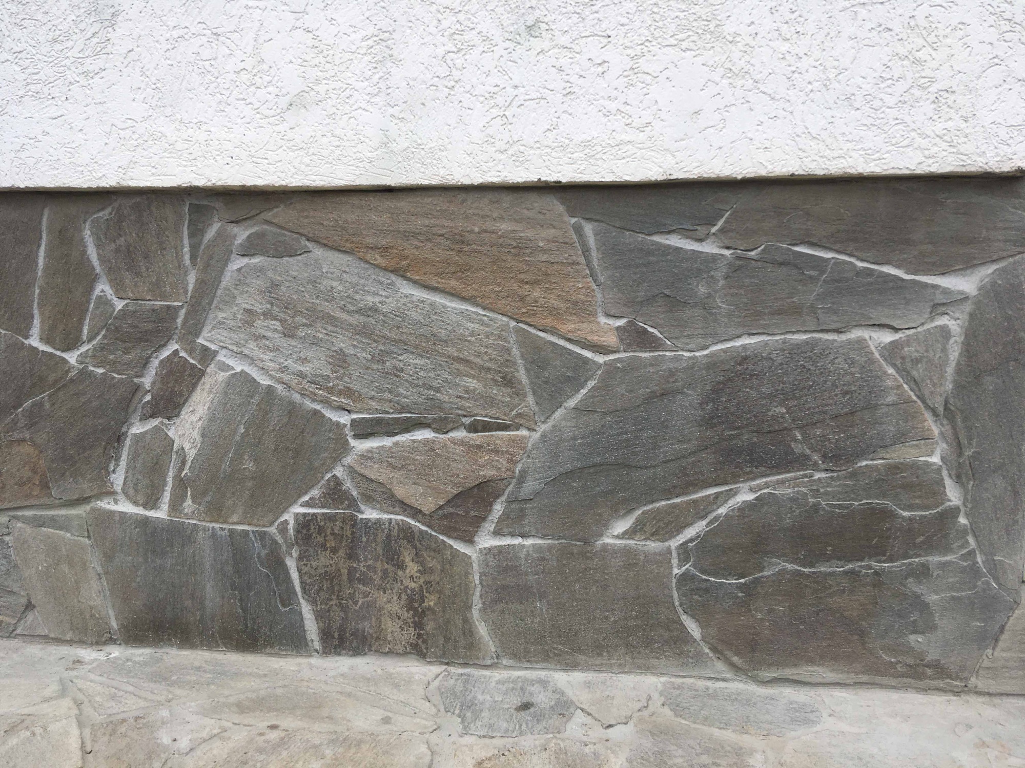 Плитняк златолит Уральский  для фасада купить в Кирове