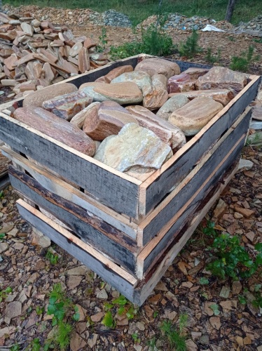 Златолит жёлтый, жёлто-зелёный глыбки и валуны для ланшафтного дизайна купить в Кирове