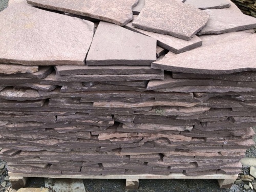 Плитняк лемезит бордовый для облицовки цоколя 20-25 мм  купить в Кирове