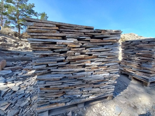 Плитняк златолит серебристый для фасада купить в Кирове