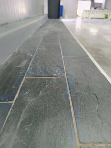 Плитка чёрная из натурального камня фасадная 30 см * 5 см, толщина 7 мм -30 мм купить в Кирове