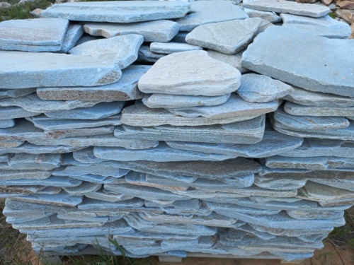 Плитняк златолит зелёный галтованный для цоколя купить в Кирове